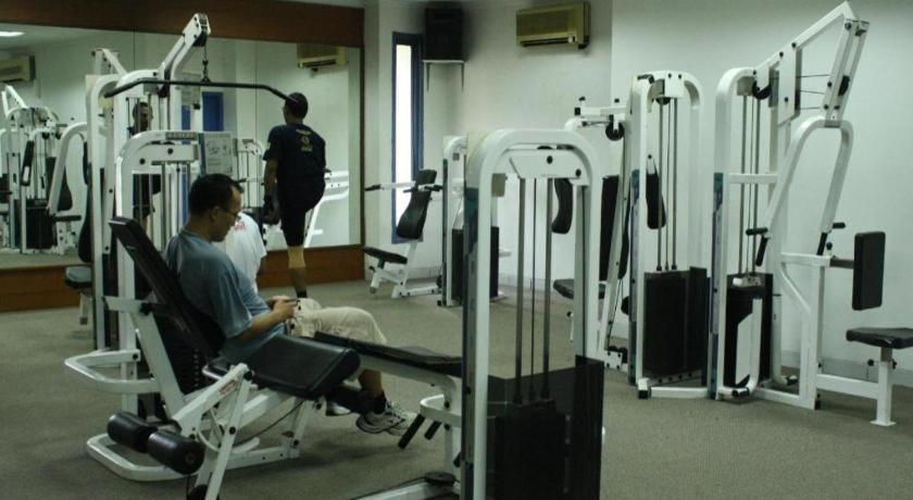 Bumi Wiyata Hotel Depok Zewnętrze zdjęcie